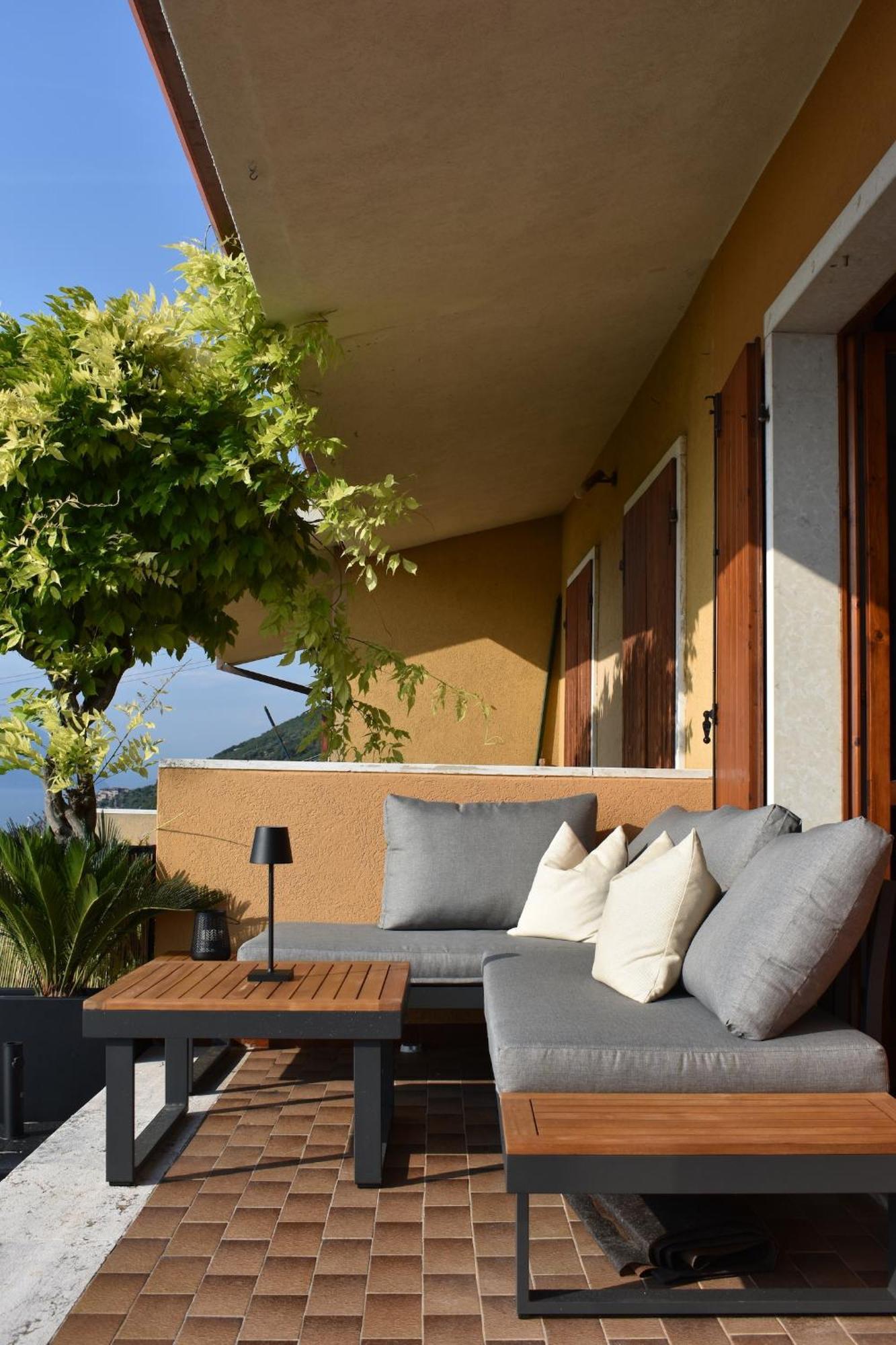 Villaggio Dolce Vista Torri Del Benaco Exterior photo